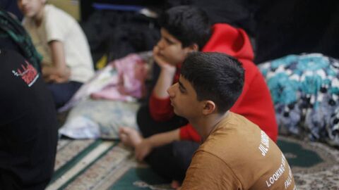 حضور  مدیرکل و مربیان کانون فارس در جمع معنوی معتکفین