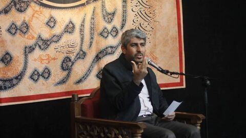 حضور  مدیرکل و مربیان کانون فارس در جمع معنوی معتکفین