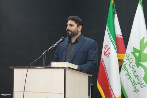 ششمین همایش شعر استانی «قاب عکس آفتاب» در اهواز برگزار شد