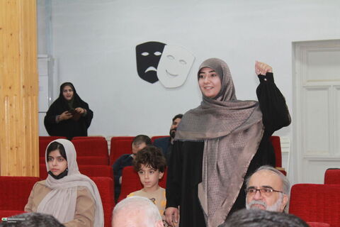 ششمین همایش شعر استانی «قاب عکس آفتاب» در اهواز برگزار شد