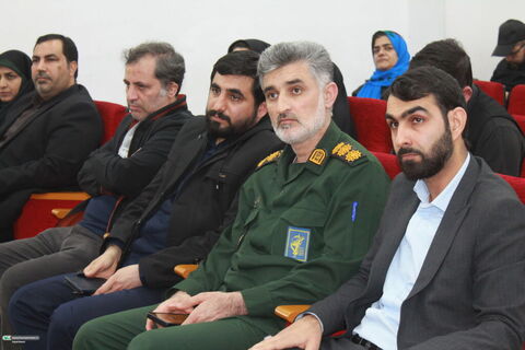 ششمین همایش شعر استانی «قاب عکس آفتاب» در اهواز برگزار شد