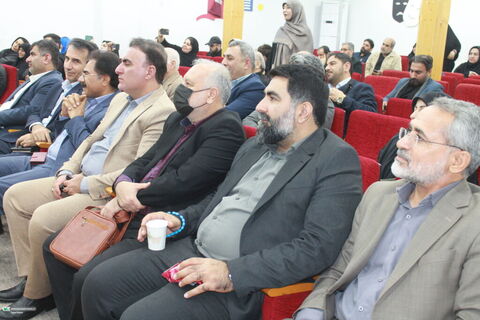 ششمین همایش شعر استانی «قاب عکس آفتاب» در اهواز برگزار شد