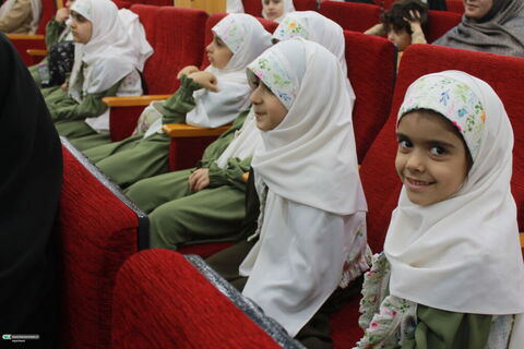 ششمین همایش شعر استانی «قاب عکس آفتاب» در اهواز برگزار شد