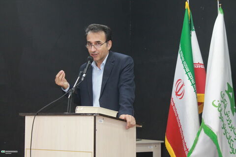 ششمین همایش شعر استانی «قاب عکس آفتاب» در اهواز برگزار شد