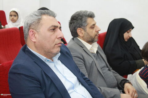 ششمین همایش شعر استانی «قاب عکس آفتاب» در اهواز برگزار شد