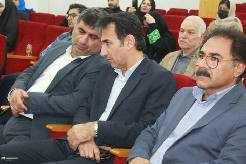 ششمین همایش شعر استانی «قاب عکس آفتاب» در اهواز برگزار شد