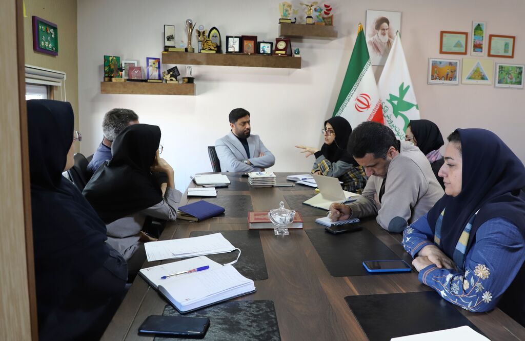 نشست شورای فرهنگی و وبینار توجیهی برنامه محفل