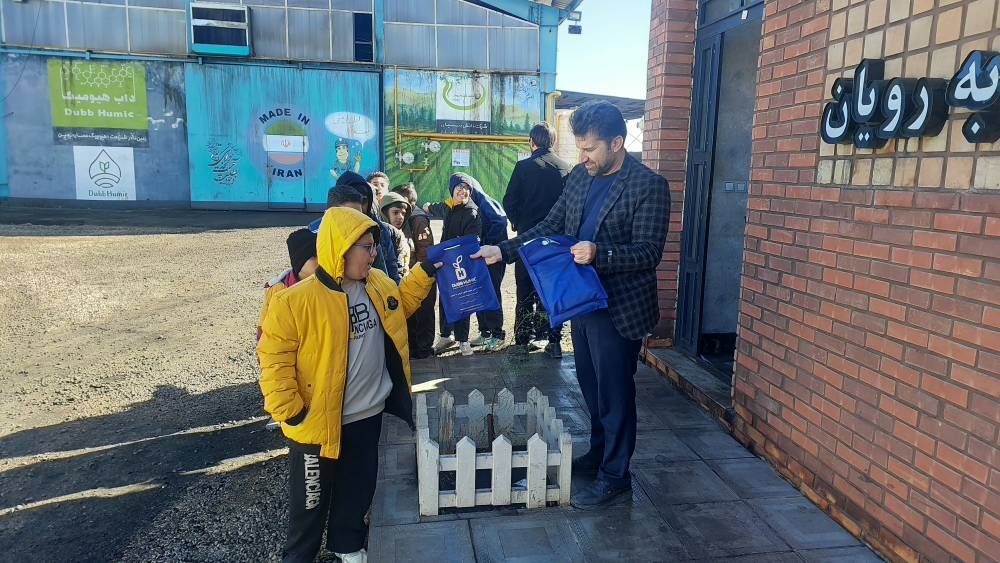 برگزاری بازدید آموزشی از صنایع قیر و کود در خرامه