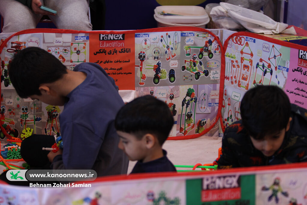 دهمین جشنواره ملی اسباب بازی با حضور کودکان و نوجوانان ترویج بازی در دهمین جشنواره ملی اسباببازی کانون پرورش فکری کودکان و نوجوانان