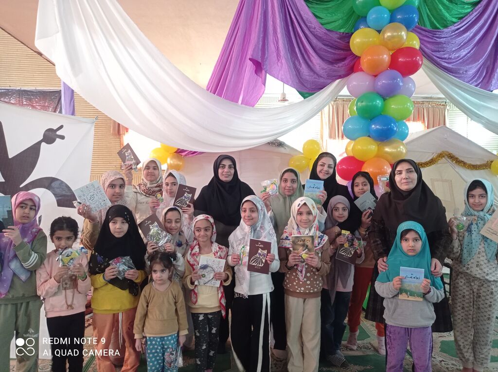 اجرای فعالیتهای فرهنگی کانون ایلام  درمراسم اعتکاف