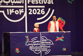 اجرای عروسک‌ تلویزیونی مَل‌مَل در دهمین جشنواره اسباب‌بازی کانون