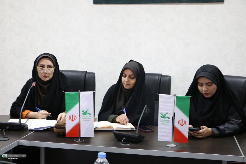 لزوم توانمندسازی مربیان با رویکرد تربیت و یادگیری در نشست مشترک آموزشوپرورش و کانون سمنان