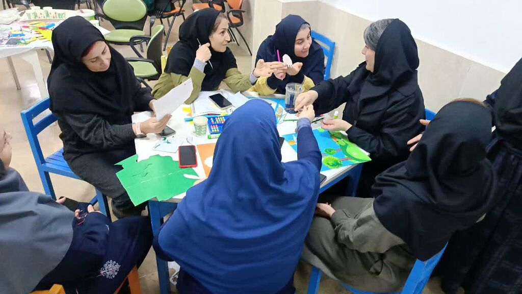 جان‌بخشی به خیال؛ آموزش «روش‌های ساخت پویانمایی» در کانون استان البرز