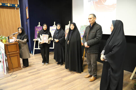 آیین رونمایی از کتاب «زمزمه برگ‌ها» در کانون استان اردبیل