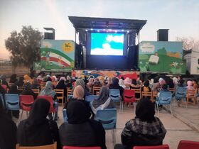 کاروان فرهنگی هنری تماشاخانه سیار کانون وارد استان خراسان جنوبی شد