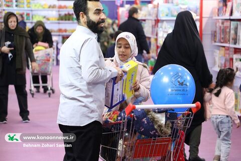 نمایشگاه و فروشگاه دهمین جشنواره ملی اسباب‌بازی