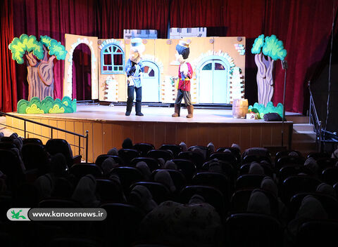 اجرای نمایش« احمدتنبل» در کانون رشت