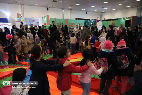استقبال کودکان و نوجوانان از دهمین جشنواره ملی اسباب‌بازی کانون
