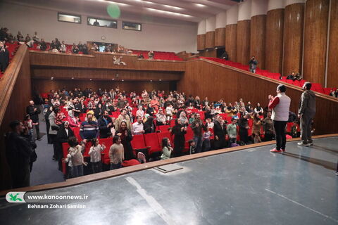 استقبال کودکان و نوجوانان از دهمین جشنواره ملی اسباب‌بازی کانون