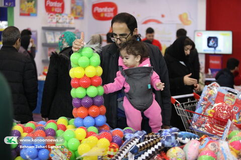 استقبال کودکان و نوجوانان از دهمین جشنواره ملی اسباب‌بازی کانون