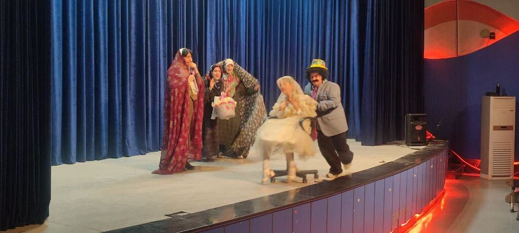 اجرای نمایش «قصه‌ خوبِ خدا» در مرکز شماره‌ ۲ کانون کرمانشاه