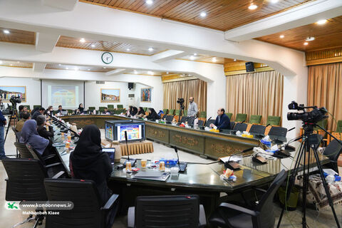 نشست علمی دهمین جشنواره ملی اسباب بازی کانون