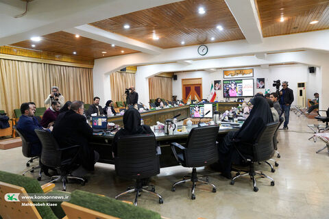 نشست علمی دهمین جشنواره ملی اسباب بازی کانون