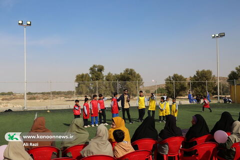 جشنواره بازی های بومی و محلی اعضا کتابخانه های سیار استان بوشهر به روایت تصویر