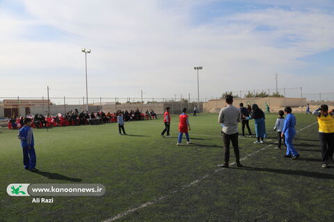 جشنواره بازی های بومی و محلی اعضا کتابخانه های سیار استان بوشهر به روایت تصویر