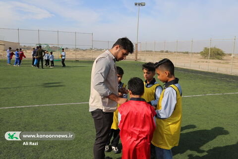 جشنواره بازی های بومی و محلی اعضا کتابخانه های سیار استان بوشهر به روایت تصویر