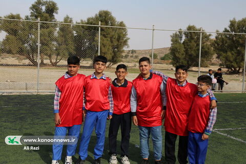 جشنواره بازی های بومی و محلی اعضا کتابخانه های سیار استان بوشهر به روایت تصویر