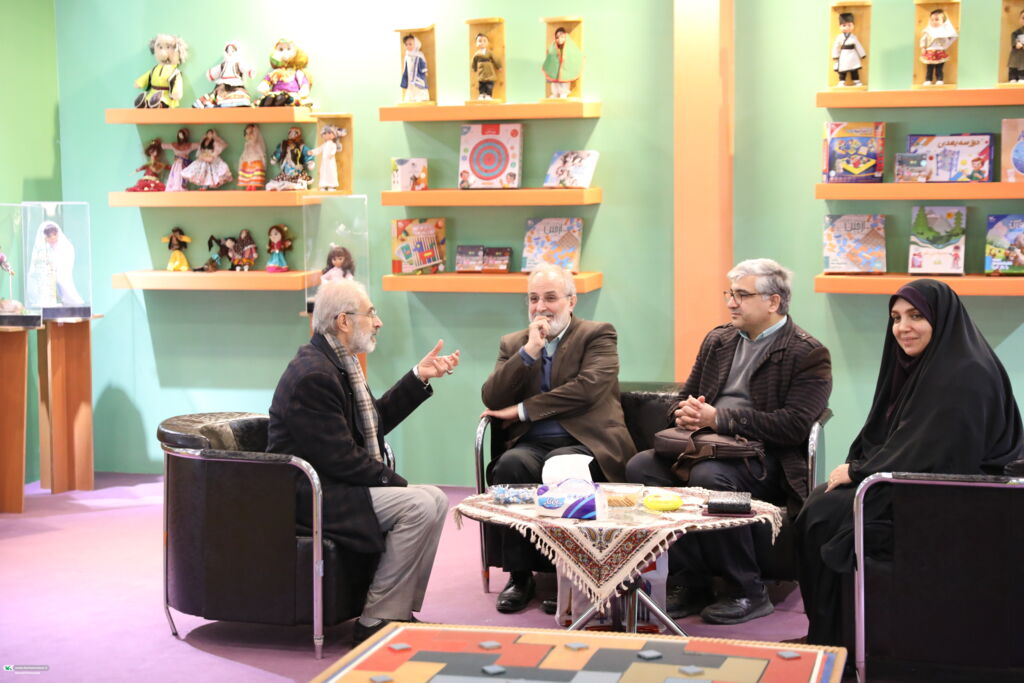 نقش اسباببازی در تربیت بچهها از تمام کالاهای فرهنگی دیگر بیشتر است