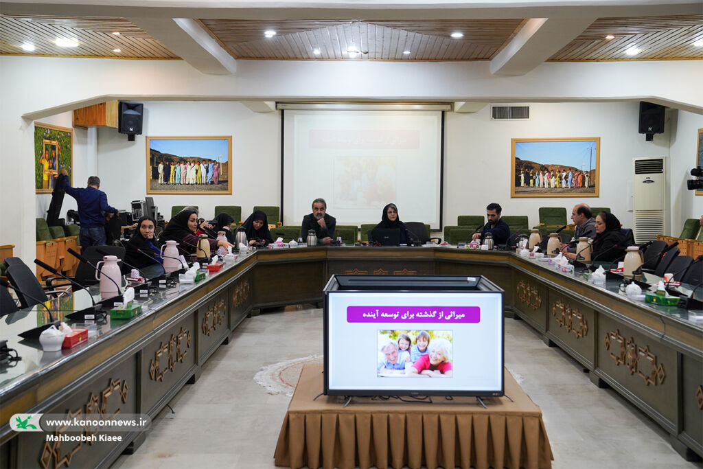 نشست تخصصی «واکاوی و بازخوانی بازیهای اصیل ایرانی» ظرفیتهای فراموششده بازیهای اصیل ایرانی/ نگوییم «سنتی» بگوییم «بومی»