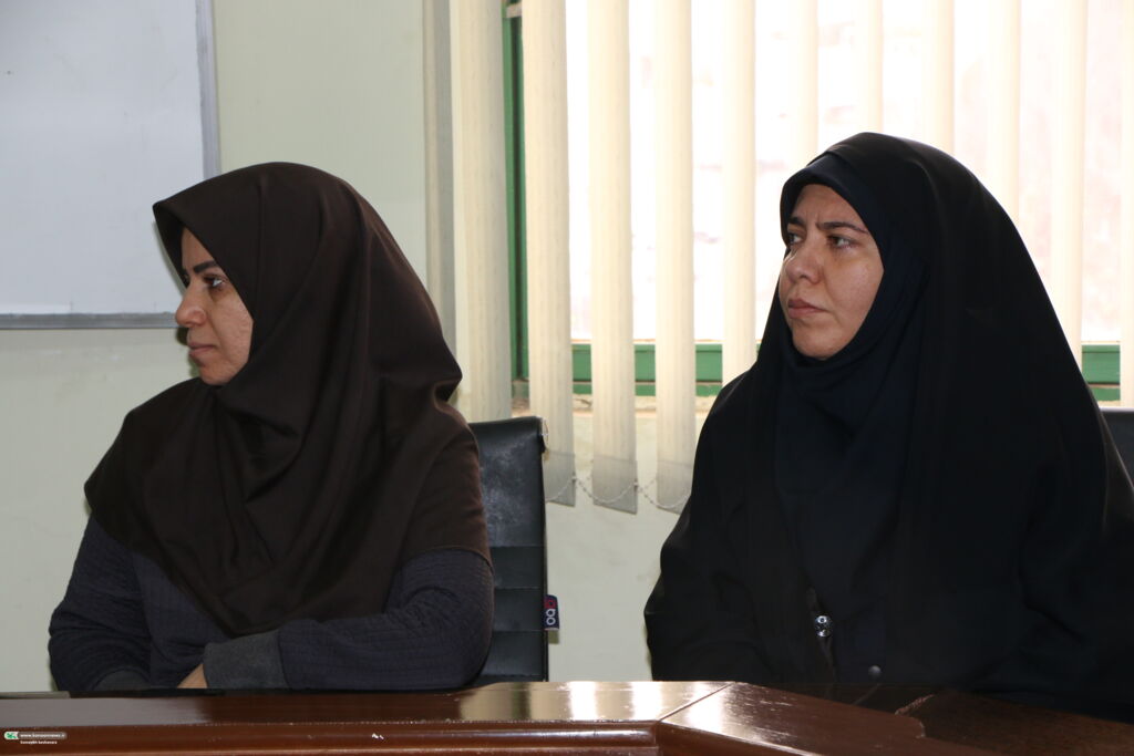 نشست تبیینی وقایع اخیر کشور با حضور مدیرکل کانون فارس