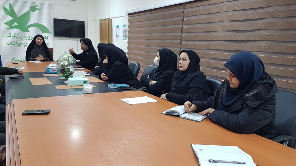 نشست شورای اداری کانون کرمانشاه