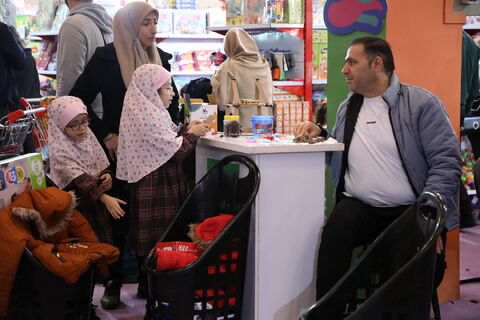 استقبال گسترده خانواده‌ها از دهمین جشنواره اسباب‌بازی در روزهای پایانی