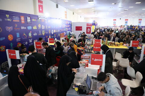 استقبال گسترده خانواده‌ها از دهمین جشنواره اسباب‌بازی در روزهای پایانی