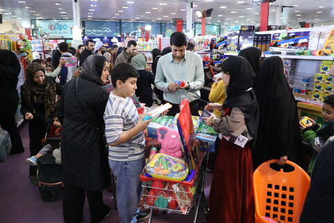 استقبال گسترده خانواده‌ها از دهمین جشنواره اسباب‌بازی در روزهای پایانی