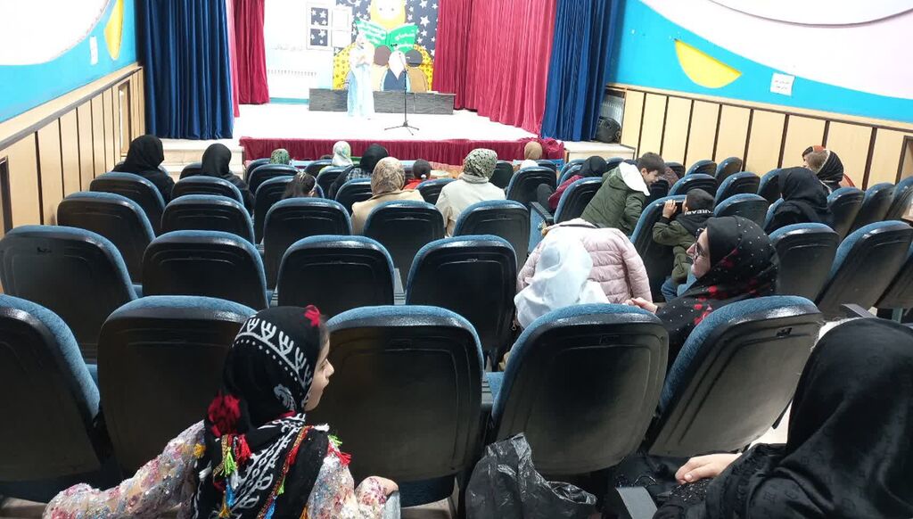 قصهگوهای روانسری از وطندوستی روایت کردند