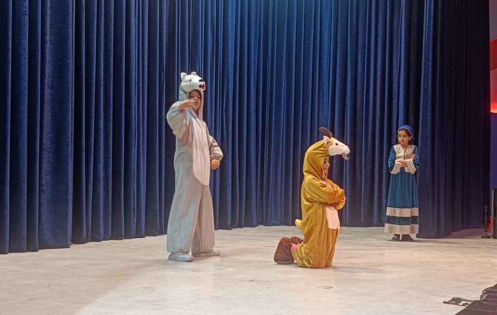 اجرای دو نمایش «مار در لانه موش» و «بزغاله باهوش» در مرکز شماره ۲ کانون کرمانشاه