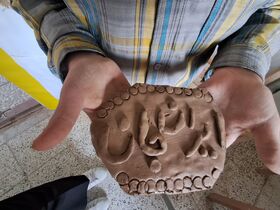 تجلی حبّ وطن در دستان هنرمند اعضای کانون بیارجمند