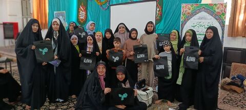 حضور اعضا و مربیان کانون پرورش فکری کودکان و نوجوانان استان آذربایجان غربی در مراسم معنوی اعتکاف با ویژه برنامه های فرهنگی و هنری