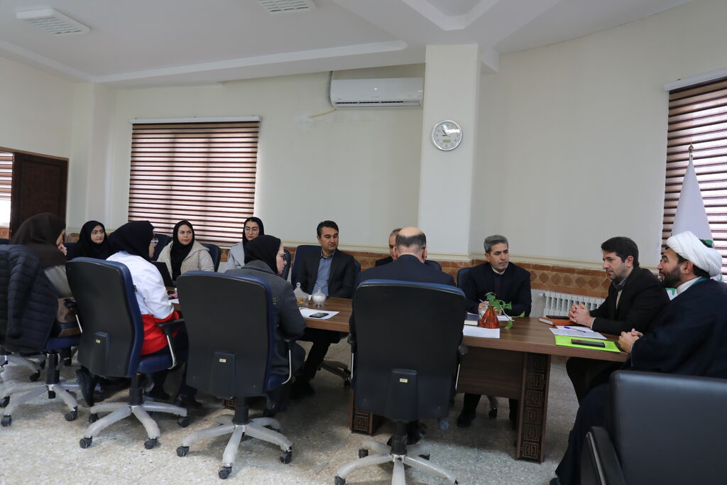 روحیه وطن پرستی محور برنامه های دهه فجر