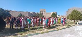 قلعه حیدرآباد محل بازدید و اجرای سرود اعضای مرکز شماره یک خاش(سیستان و بلوچستان)