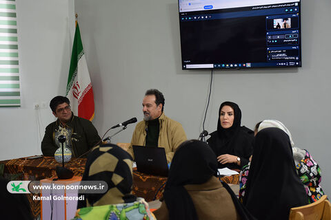 نشست ادبی «دو پنجره» در کانون پرورش فکری لرستان