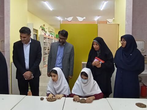 گزارش تصویری / افتتاح نخستین نمایشگاه کتاب های حسی و لمسی در بندرعباس