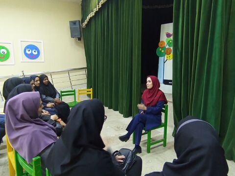 گزارش تصویری / افتتاح نخستین نمایشگاه کتاب های حسی و لمسی در بندرعباس