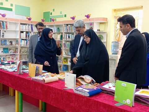 گزارش تصویری / افتتاح نخستین نمایشگاه کتاب های حسی و لمسی در بندرعباس