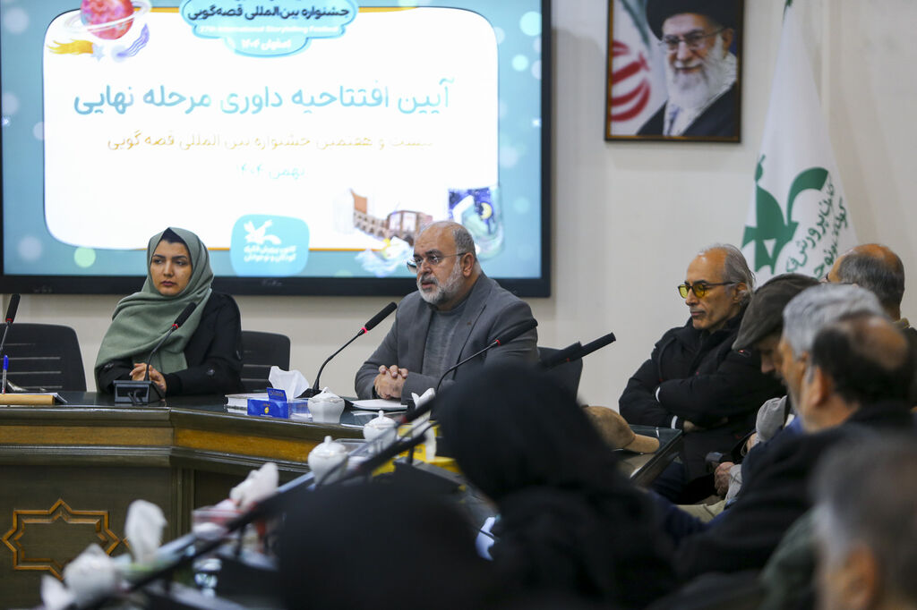 آغاز داوری رده ملی و بینالمللی بیست و هفتمین جشنواره بینالمللی قصهگویی بهدنبال تشکیل باشگاهی متشکل از متخصصان قصهگویی هستیم