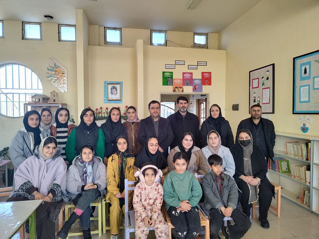 بازدید حامد علامتی از مراکز اردبیل بازدید مدیرعامل از مراکز فرهنگی کانون پرورش فکری استان اردبیل